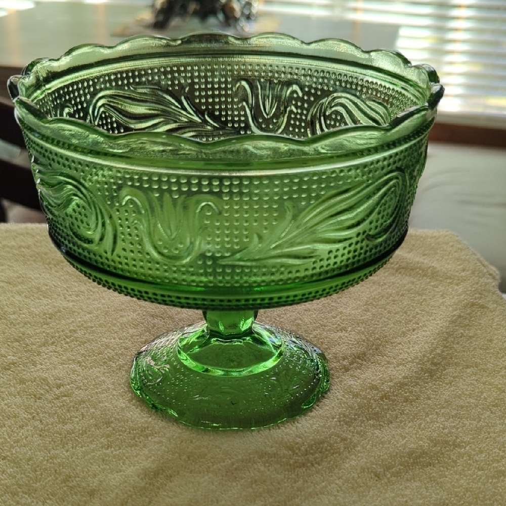 Green Glass Pedestal Bowl/ Candy Dish MADE IN USA !!!
